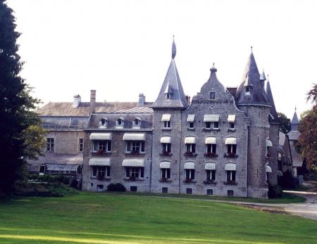 Le Château d' Hassonville Humain ( Marche en famenne) (M TOUSSAINT)