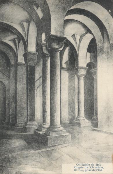 HUY: intérieur de la collégiale, crypte du XI ème siècle, première vue prise de l'est.