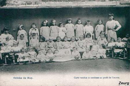  HUY: La crèche